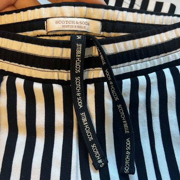 Scotch and Soda kids pants - Picture 2 of 5